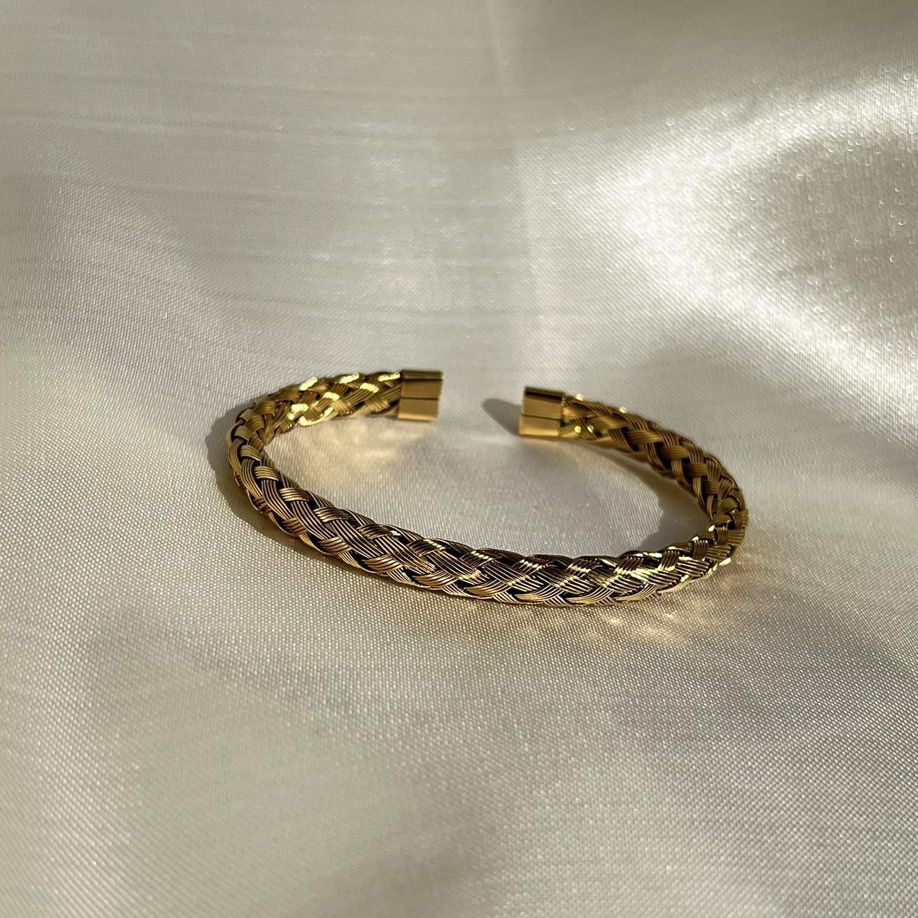 Bracelete Cordão Entrelaçado - Imagem 4