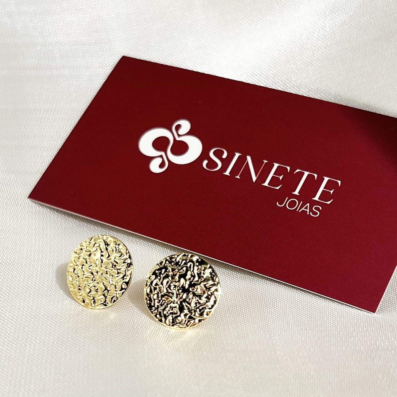 Brinco Martelado Redondo Pequeno