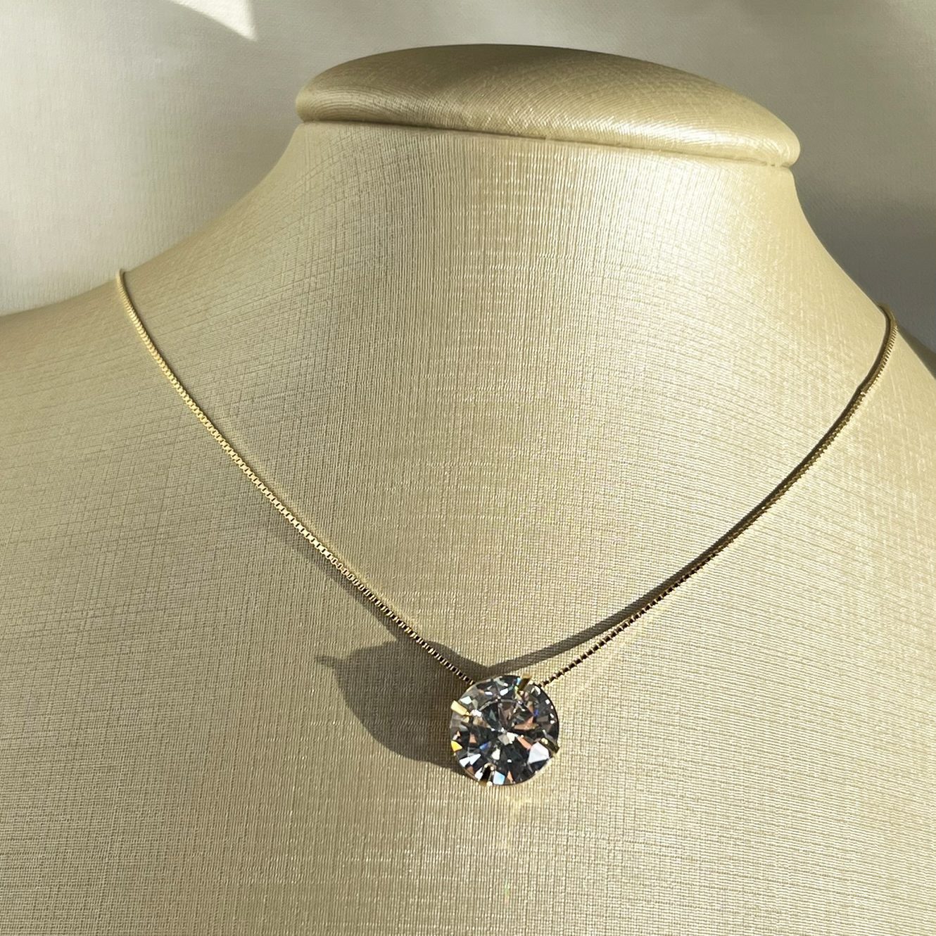 Conjunto Colar e Brinco Cristais Redondo - Imagem 2